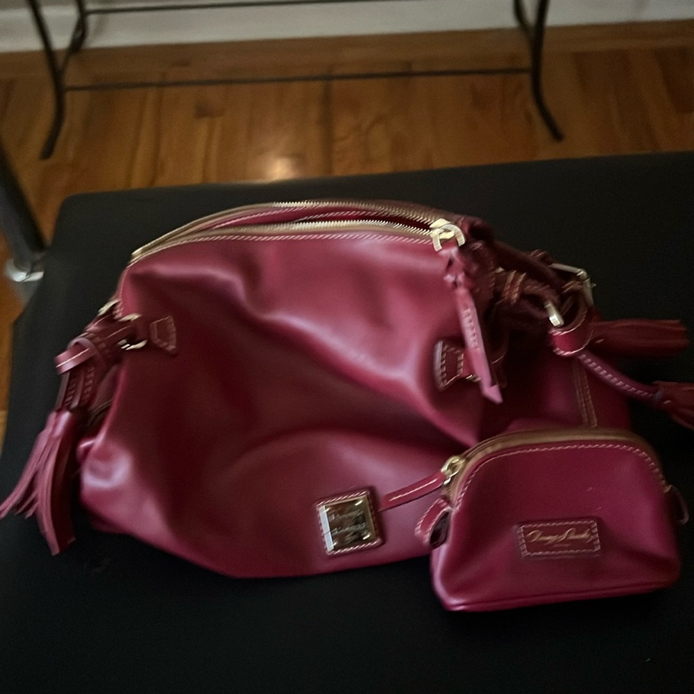 Dooney&Bourke handbag with coin bag. Like new